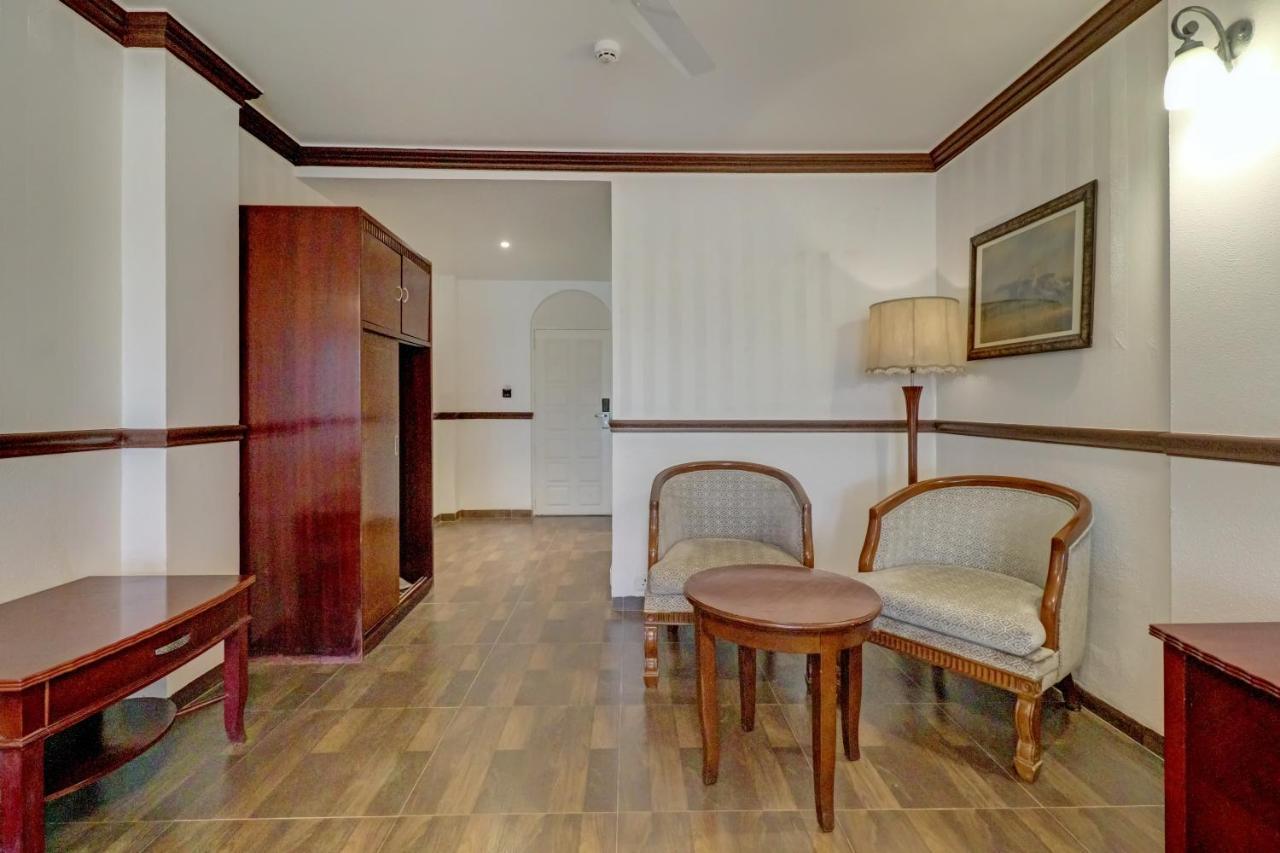 Hotel Citrus Chambers Mahābaleshwar Exteriér fotografie