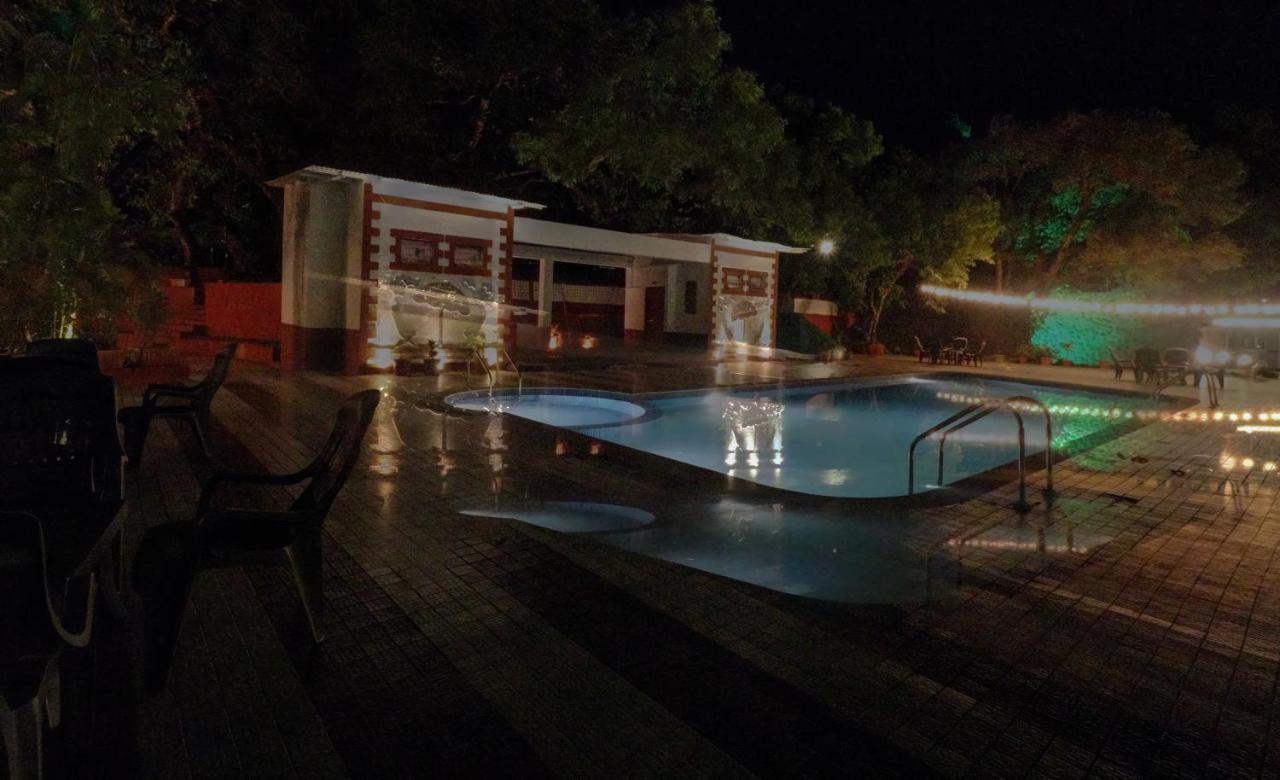 Hotel Citrus Chambers Mahābaleshwar Exteriér fotografie